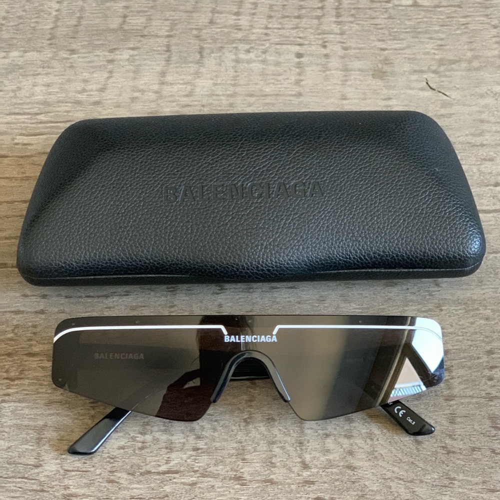 ❌SOLD❌ Balenciaga sunglasses